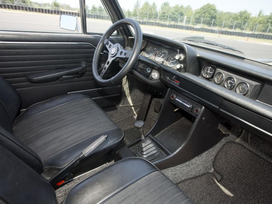  BMW 2000 tii Touring by Alpina 1972 года  (фото 2 из 8)